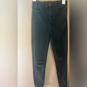 Black AE distressed skinny jeans / high-rise jeggings
